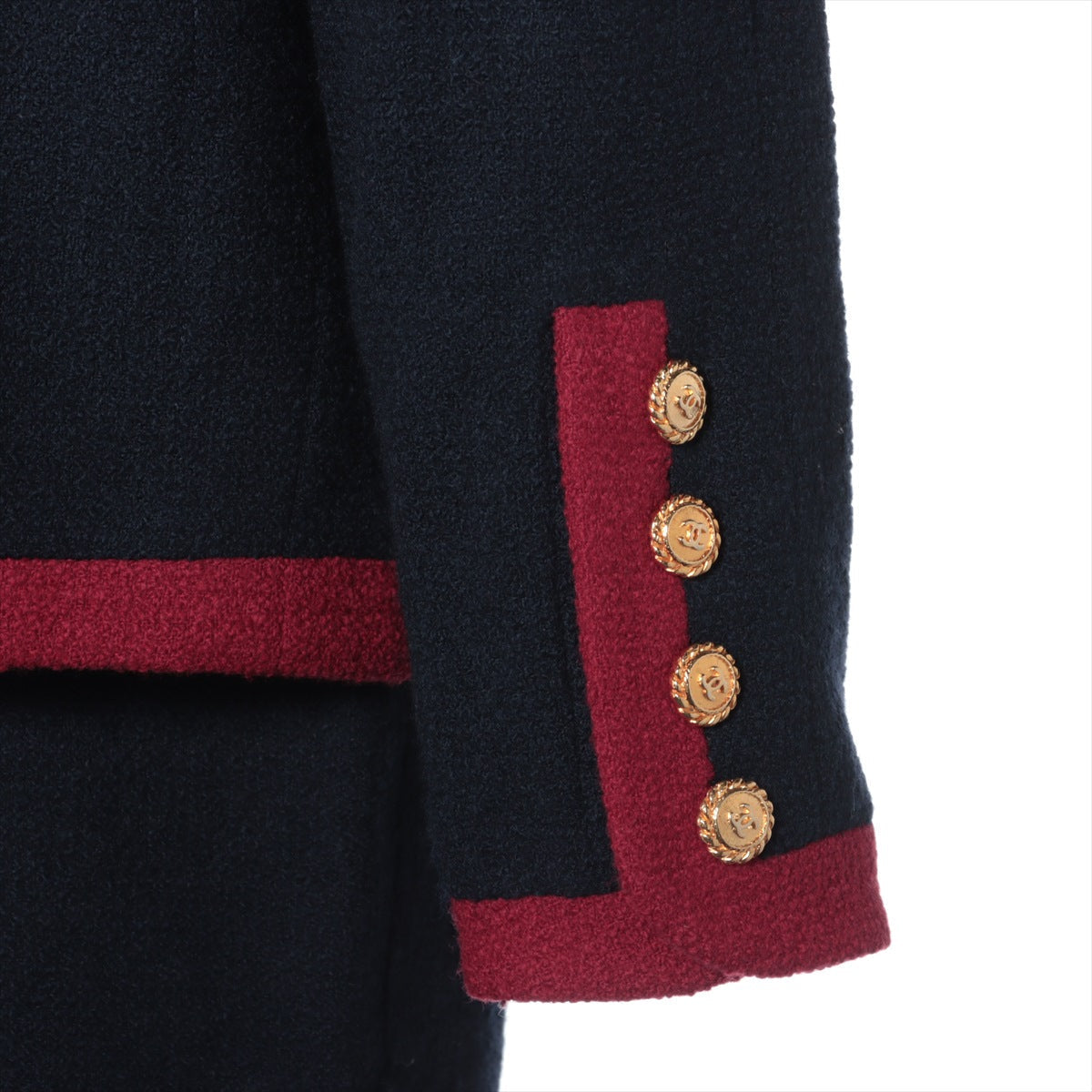 Chanel Coconut Button   Wool Setup 34  Navy x Red 20370 Wicker G Button