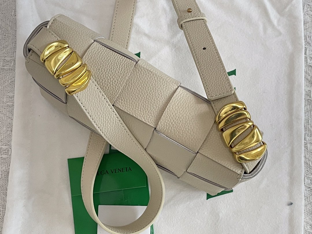 Top Quality Cassette White, For Women, Women’s Bags 9.1in/23cm 666870V17H19009