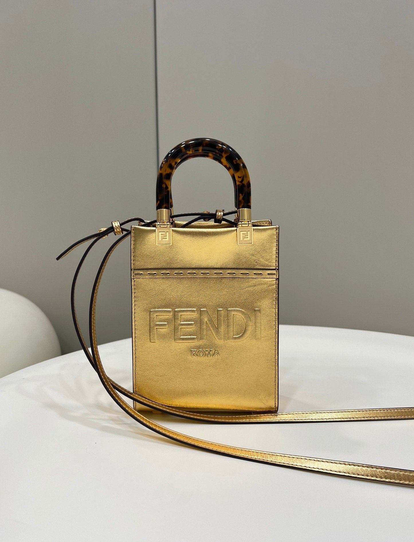 Top QualityTop Quality Mini Sunshine Shopper Gold For Women, Women’s Handbags, Shoulder And Crossbody Bags 7.1in/18cm FF 8BS051AJH7F1GNN
