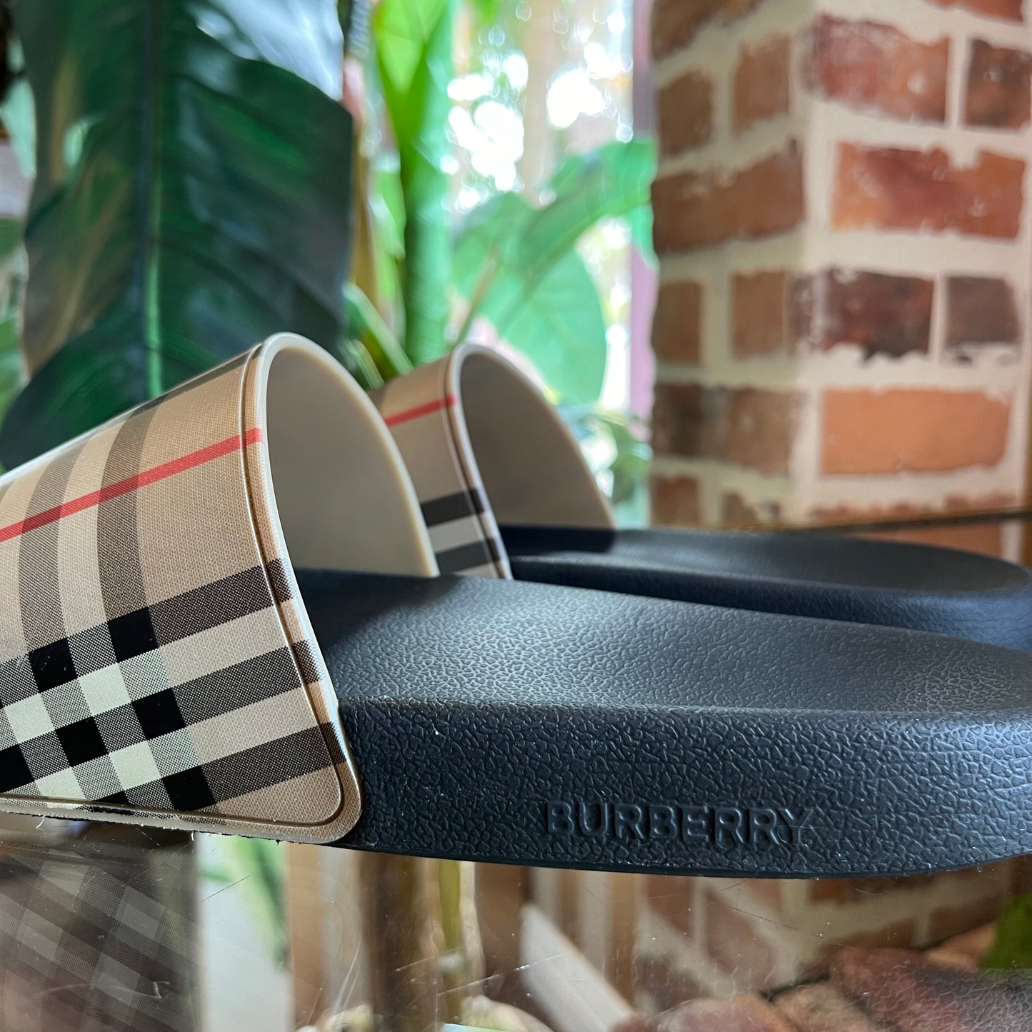 BURBERRY Beige Furley   Check Slides Men SZ43