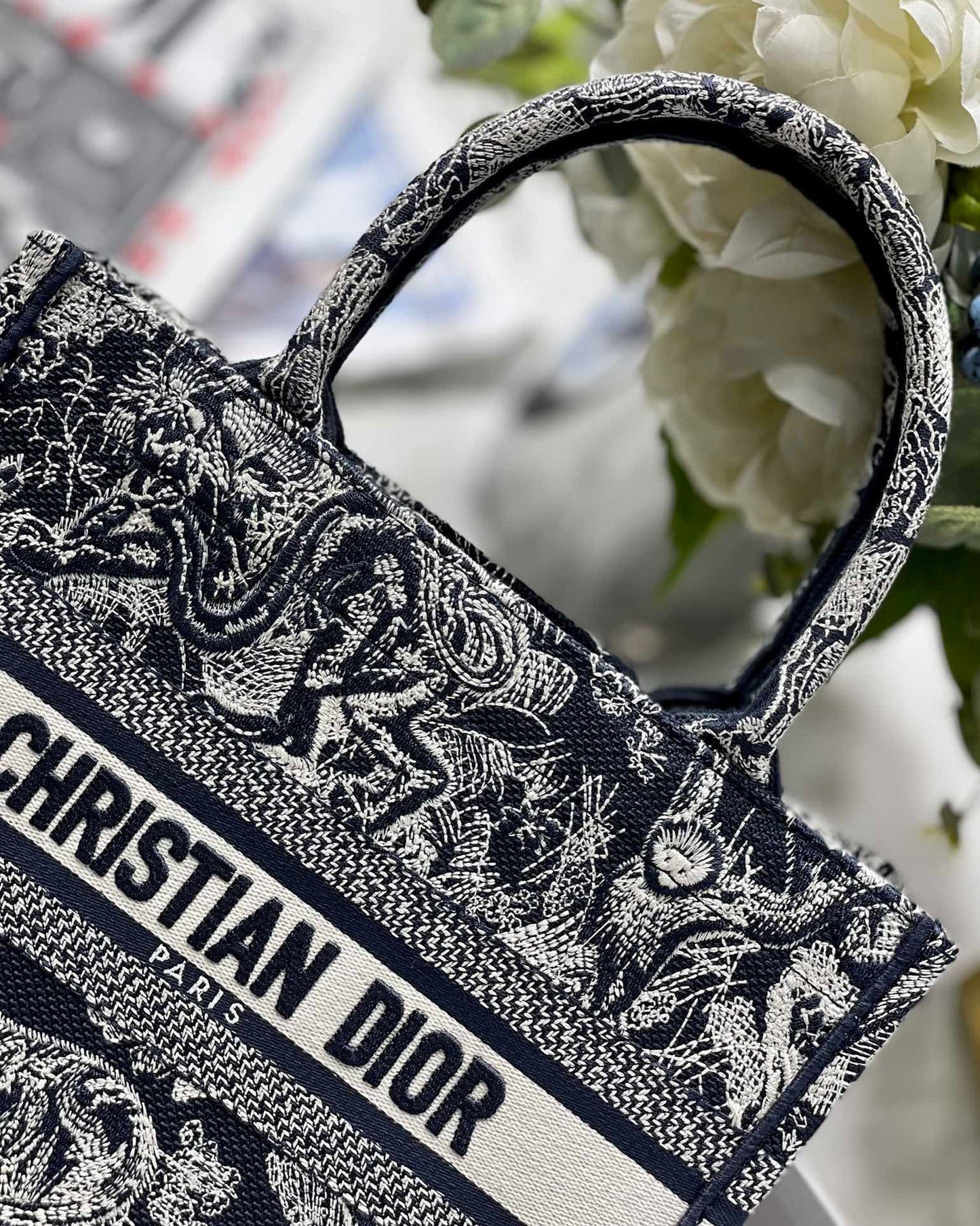 Top Quality Small Book Tote Blue, For Women, Womens Handbags 26.5cm/10.5in CD M1265ZRGO_M928