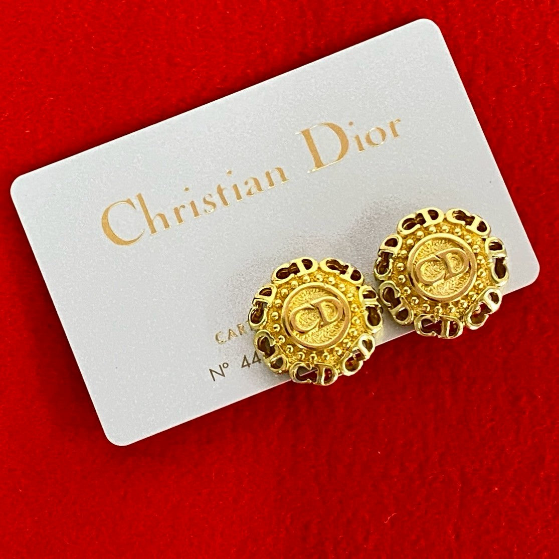 Christian Dior   Earrings