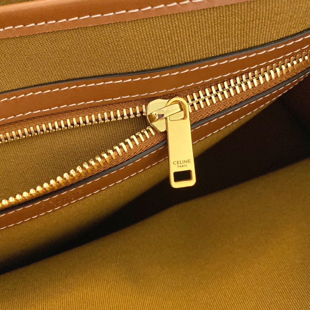 Top Quality Horizontal Cabas In Triomphe Canvas Tan For Women 17in/43cm 197912BZJ.04LU