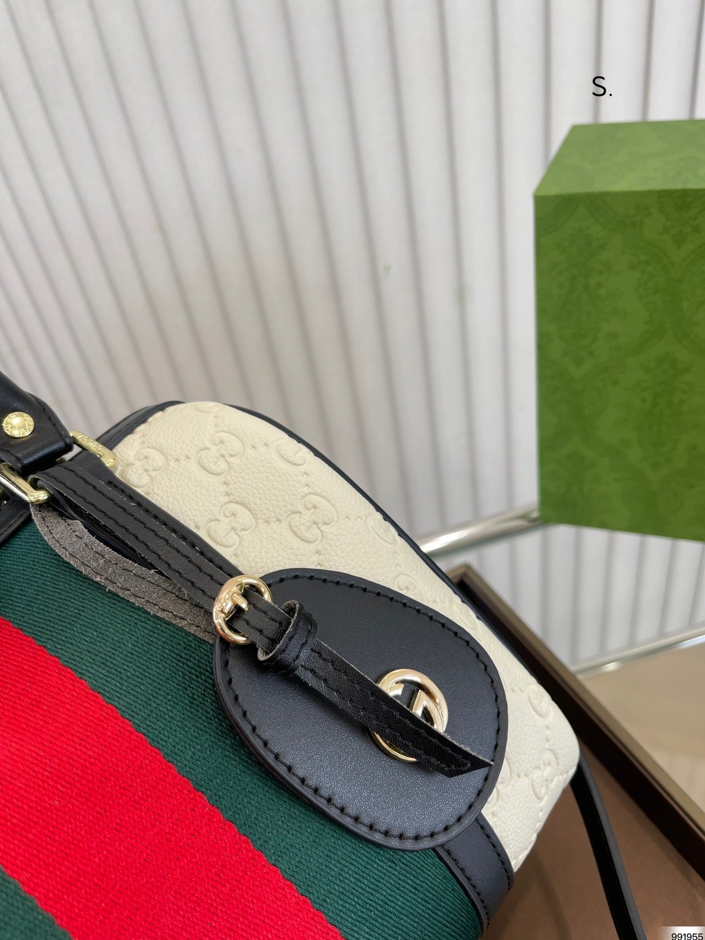 EN - New 1:1 rep  Bags GCI 538