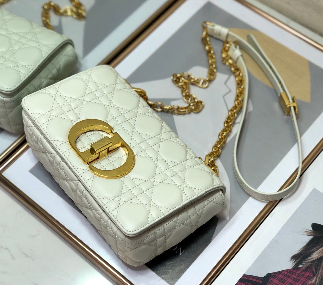 Top Quality Small Caro Bag, White, For Women Womens Handbags, Shoulder Bags, Crossbody Bags, 20cm CD M9241UWHC_M35U
