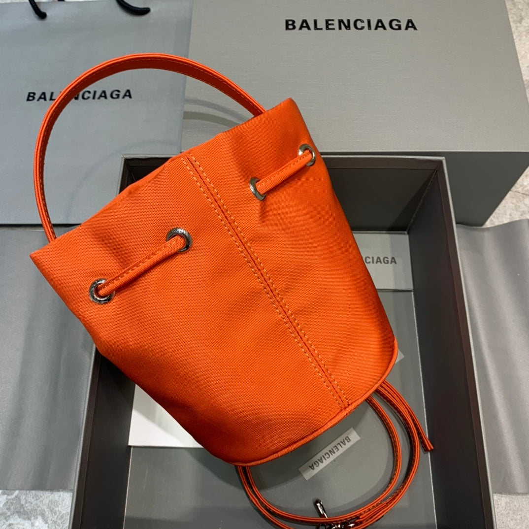 Balen Le Cagole MeTop Qualityum Bucket Bag In Orange, For Women,  Bags 11.8in/30cm