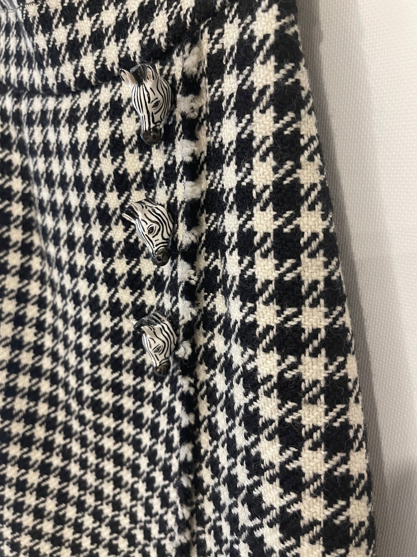 Dolce & Gabbana Black & White Wool Houndstooth Mini Skirt with Zebra AppliquŽ Size IT 38 (UK 6)