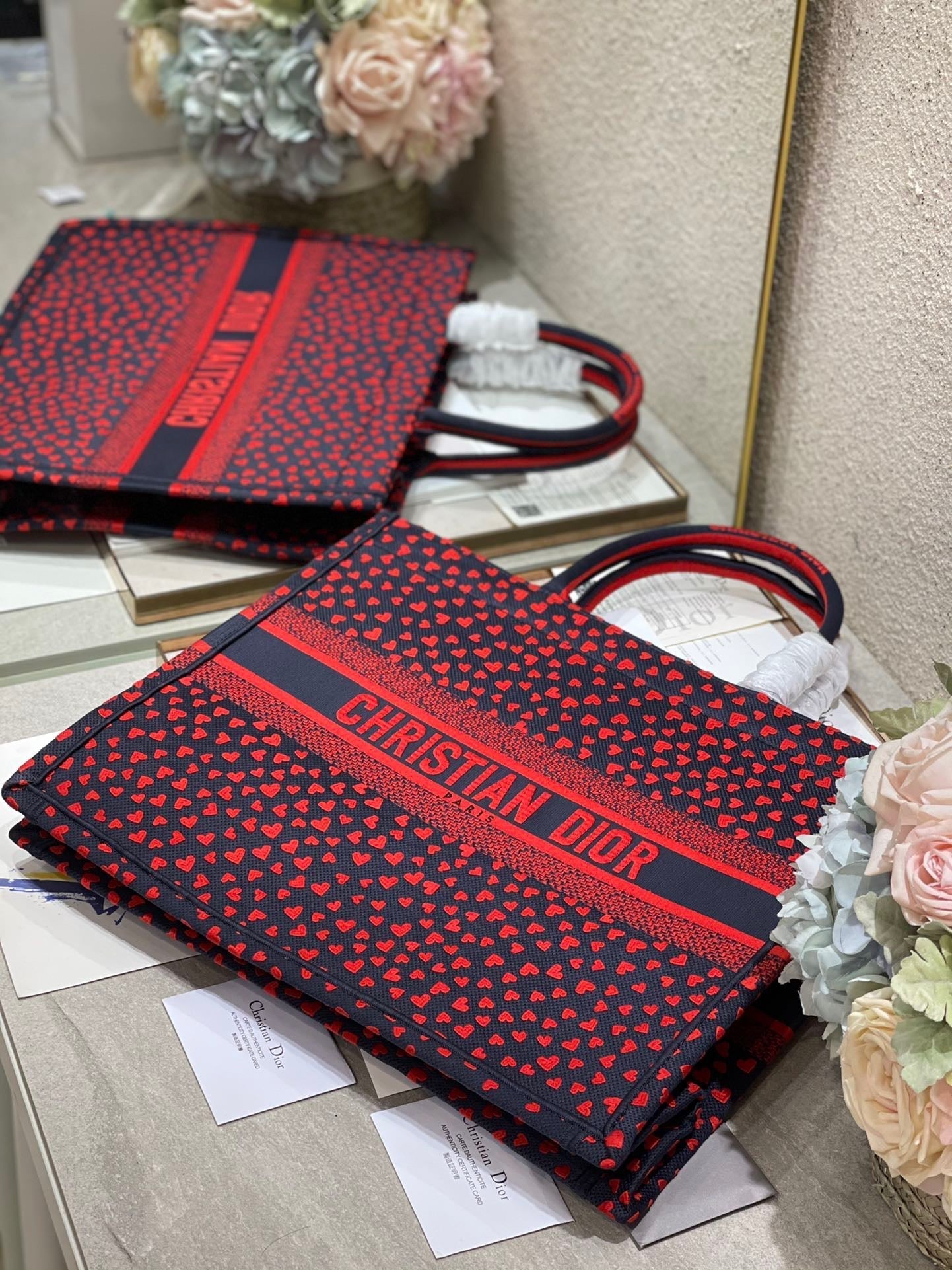 Top Quality Large Book Tote Crimson Multicolor, For Women, Womens Handbags 16.5in/42cm CD