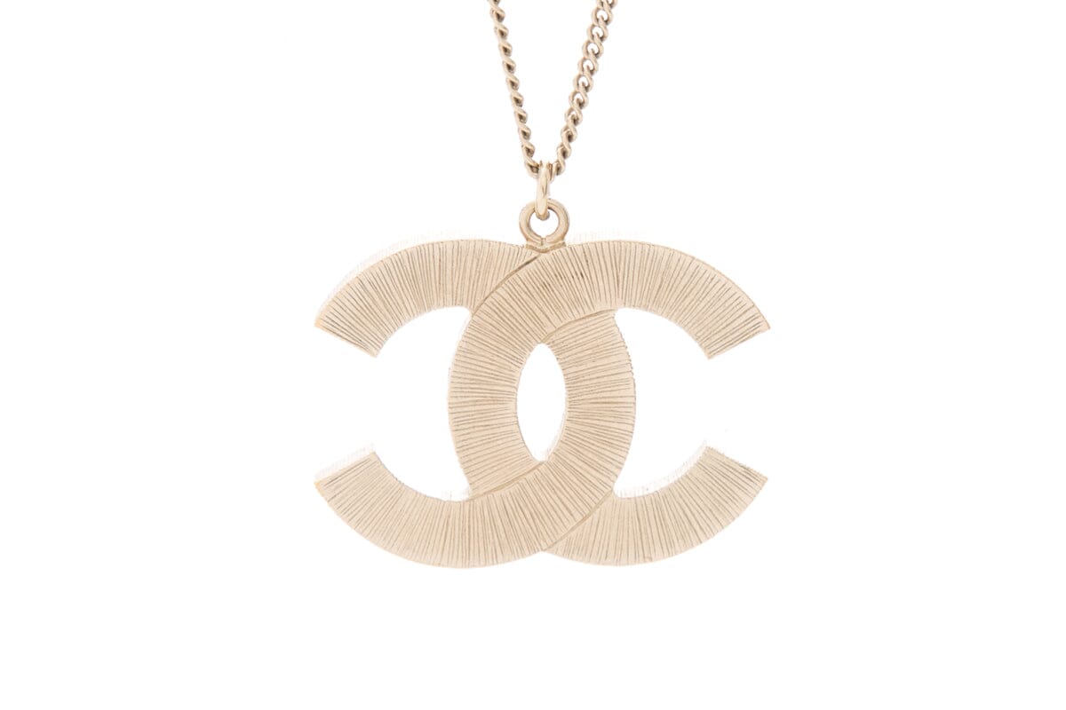 Chanel  Gold Quitled CC Pendeant Necklace