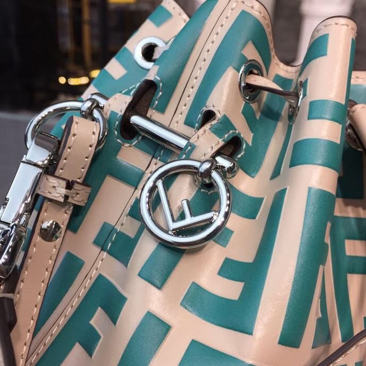 Top QualityTop Quality Mon Tresor Beige/Teal For Women, Women’s Handbags, Shoulder And Crossbody Bags 7in/18cm FF 8BS010