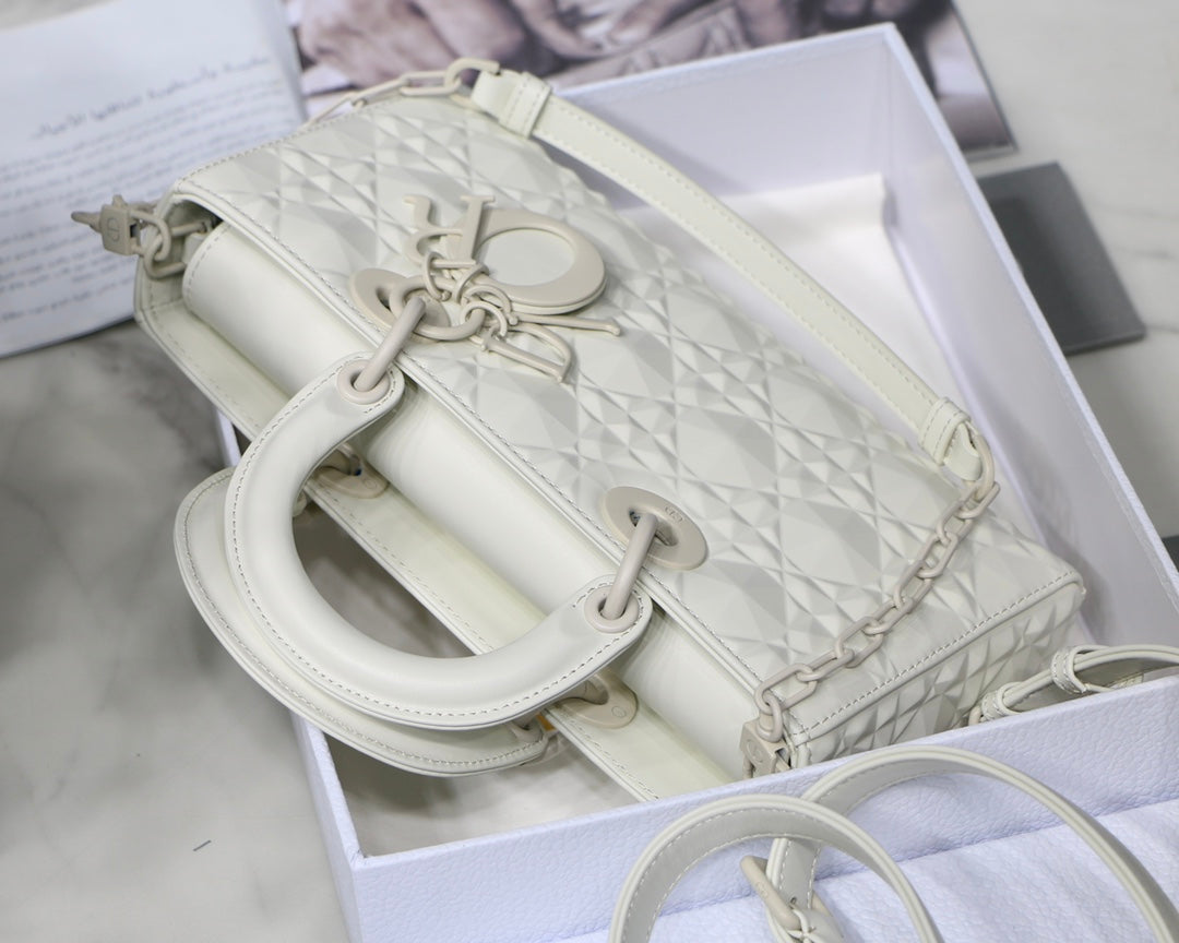 Top Quality Lady D-Joy Bag White Macrocannage Technical Fabric, White Handbags, 26cm CD M0540OTID_M933