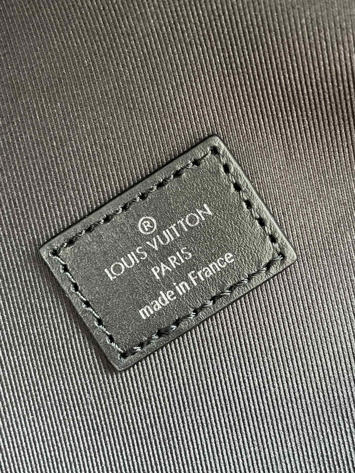 Top Quality Top Qualityscovery Backpack PM Monogram Eclipse Canvas For Men, Bags 40cm Top Quality M43186