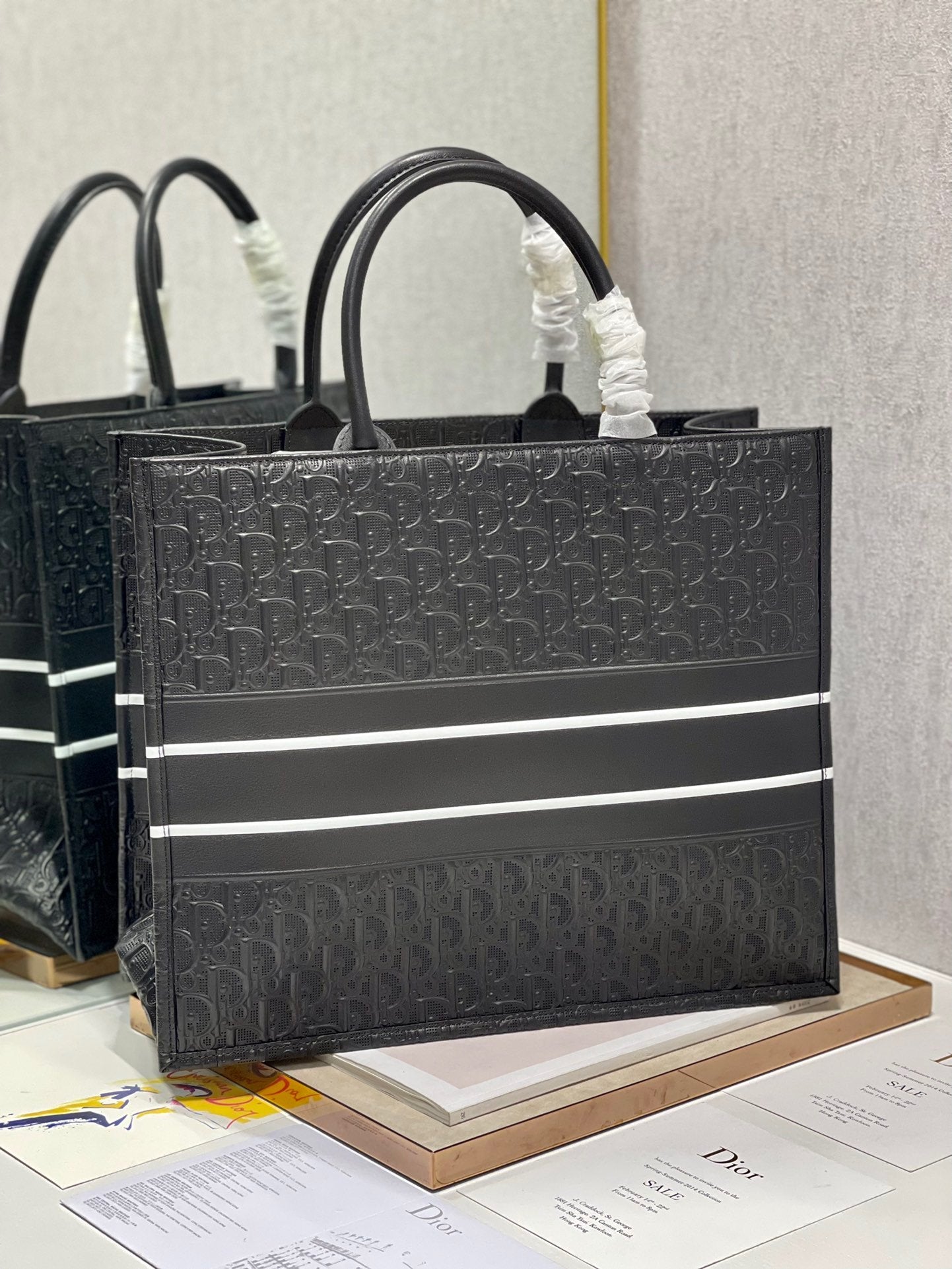 Top Quality Large Book Tote Black, For Women, Womens Handbags 16.5in/42cm CD M1286ZWSO_M900