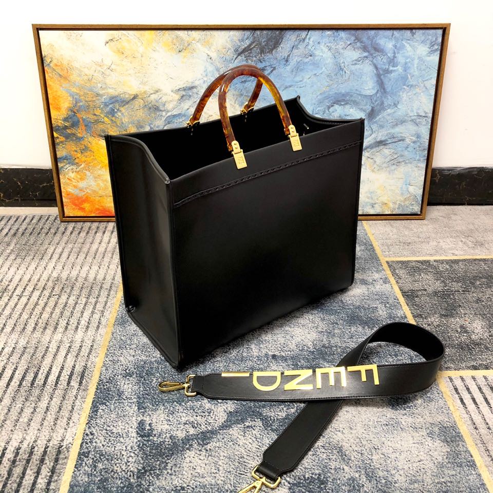 EN - New 1:1 rep Lux Bags FEI 260