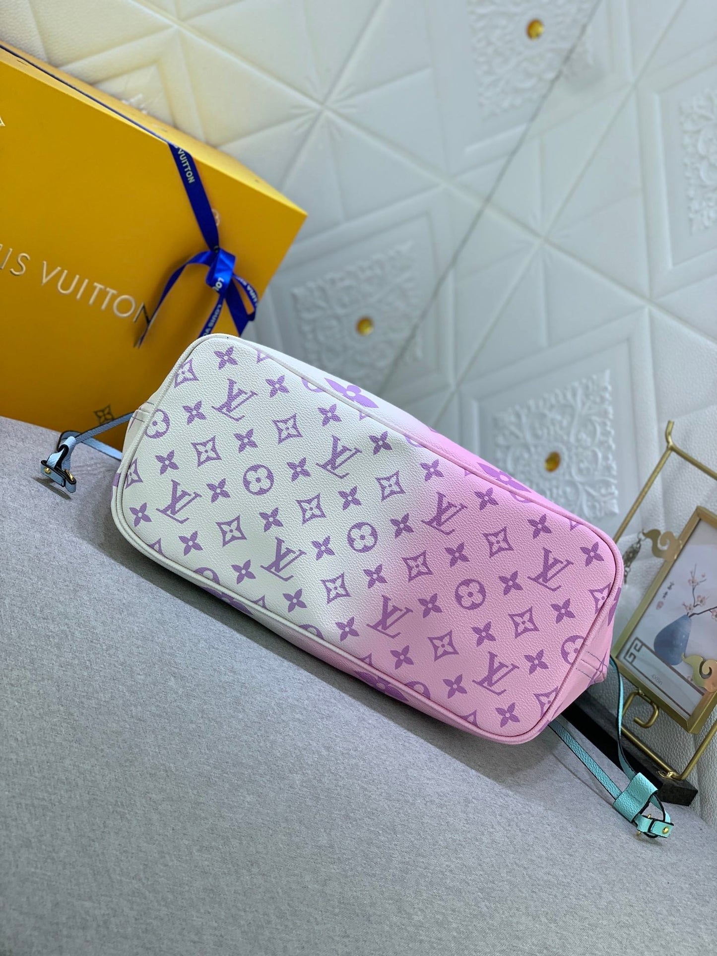EN - New 1:1 rep Bag LUV 651