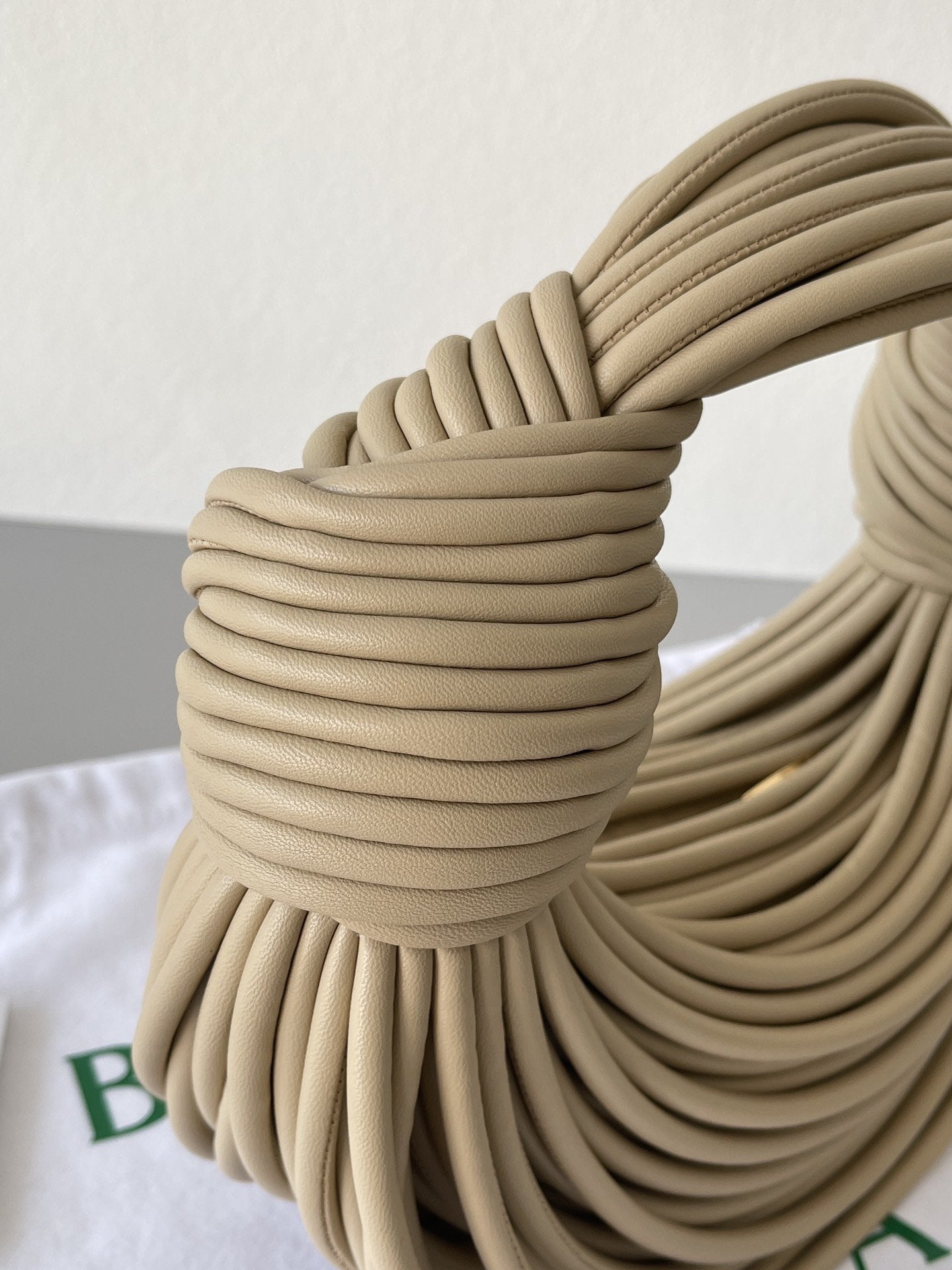 Top Quality Double Knot Beige, For Women, Bags 9.8in/25cm 680934V1H109776