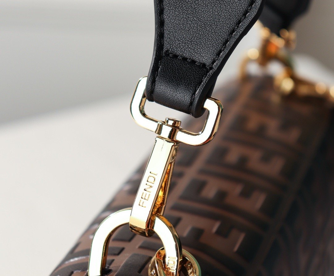 EN - New 1:1 rep  Bags FEI 071