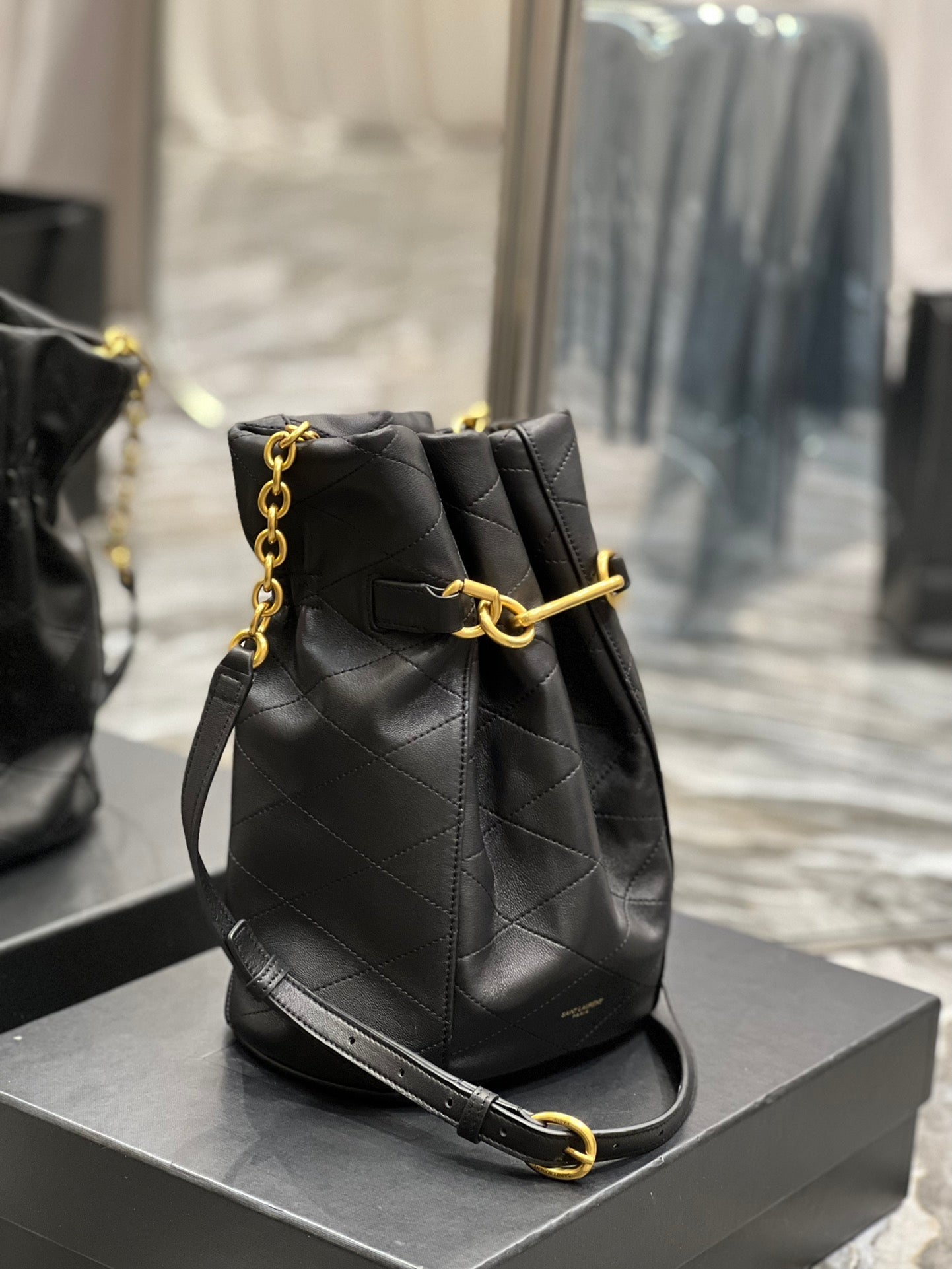 Top Quality Le Maillon Bucket Bag Black For Women 10.6in/27cm YSL 686310AAAJK1000
