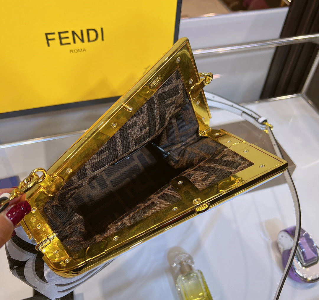 EN - New 1:1 rep  Bags FEI 245