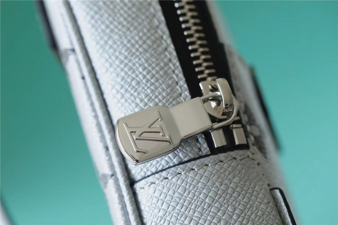 Top Quality Outdoor Sling Bag Taigarama Gunmetal Gray For Men, Bags, Crossbody Bags 8.3in/21cm Top Quality 