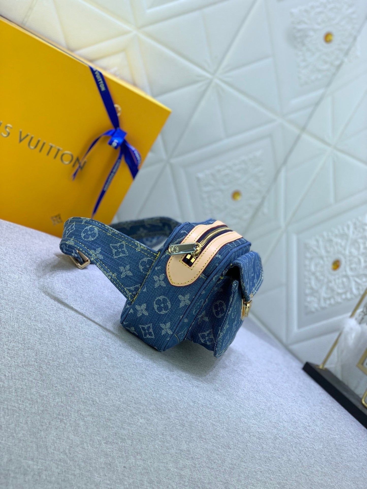 EN - New 1:1 rep Bag LUV 639