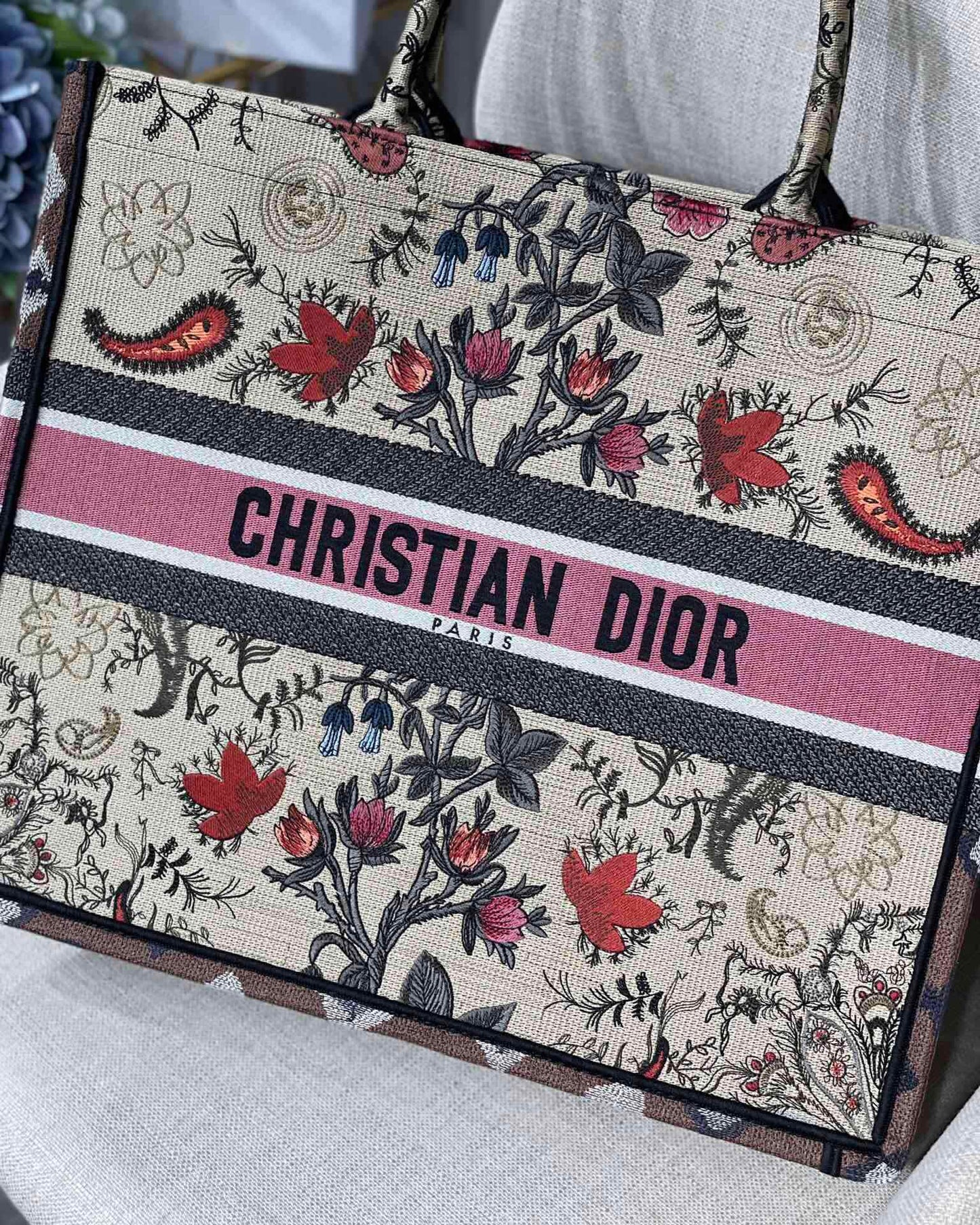 Top Quality Large Book Tote Flowers Embroidery For Women 16.5in/42cm CD M1286ZRIW
