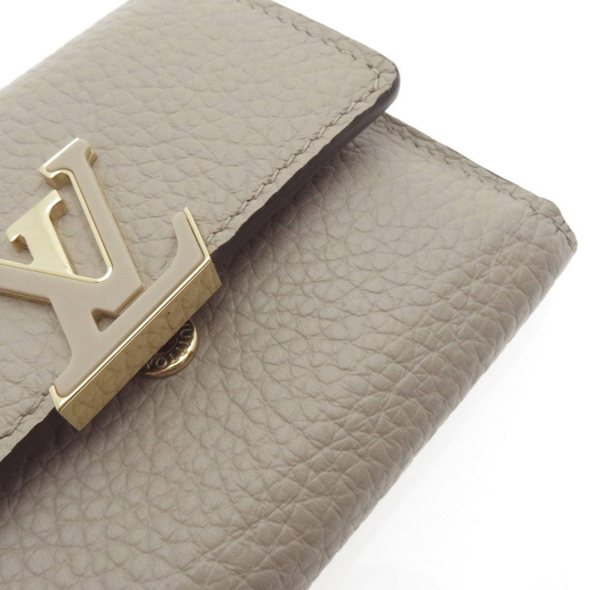 LOUIS VUITTON Bifold Wallet M68747 Taurillon Clemence beige Portefeuille Capucines XS Taurillon Clemence Women  d