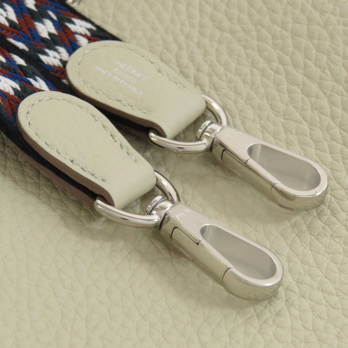 HERMES Shoulder Bag Taurillon Clemence white Evelyn TPM Amazone SilverMetal Women  d