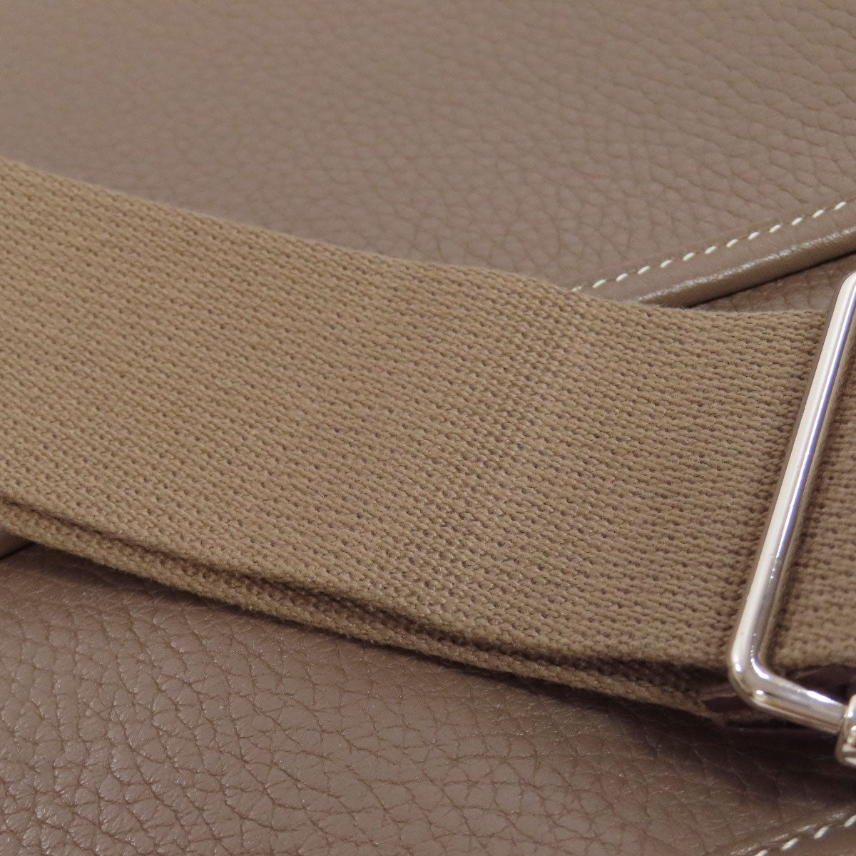 HERMES Shoulder Bag Taurillon Clemence beige Evelyn 3 GM SilverMetal Women  d