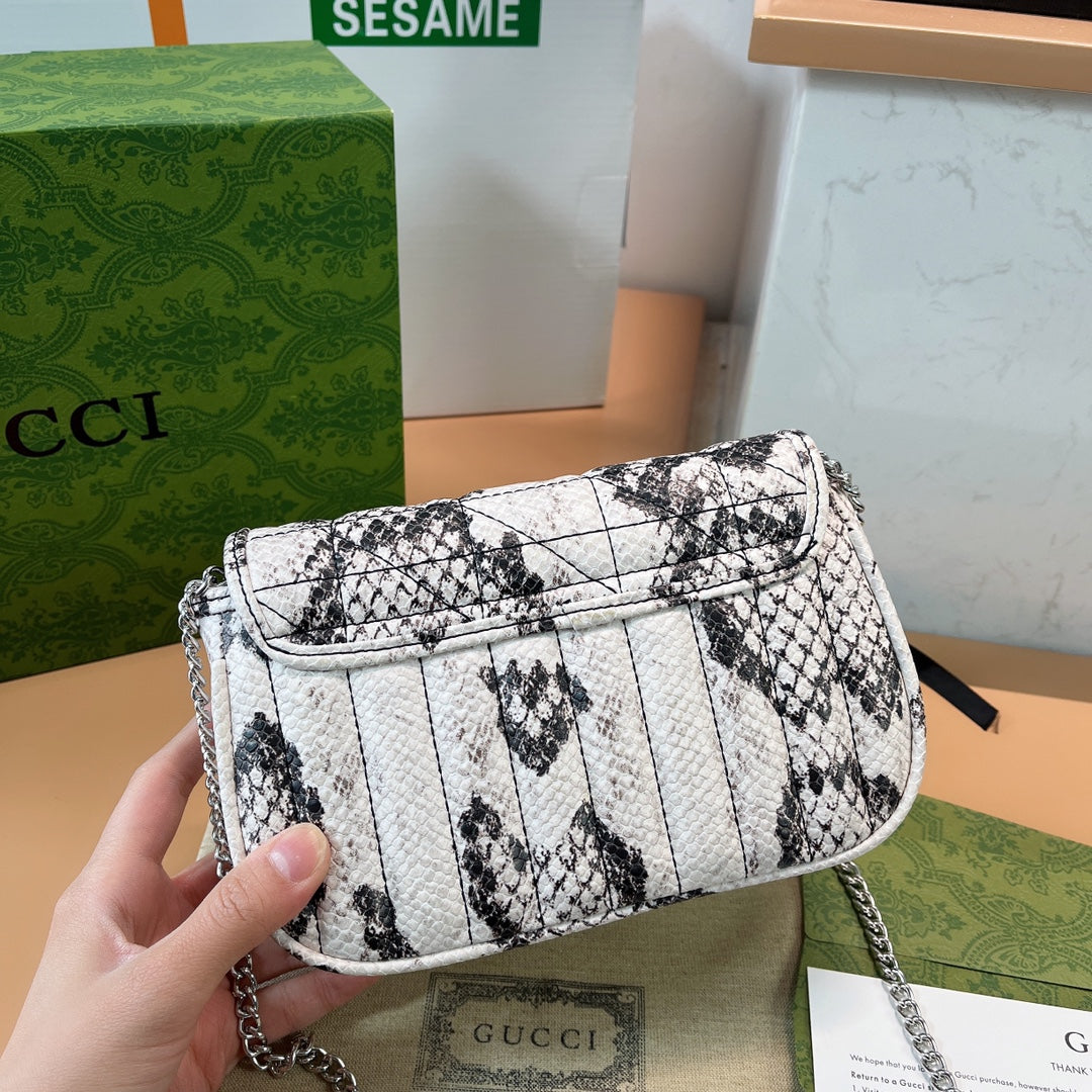 EN -New 1:1 rep Lux Bags GCI 369