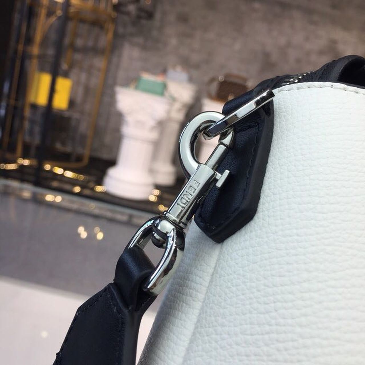 Top QualityTop Quality By The Way Medium White For Women, Women’s Hangbags, Shoulder And Crossbody Bags 11in/29cm FF 8BL146