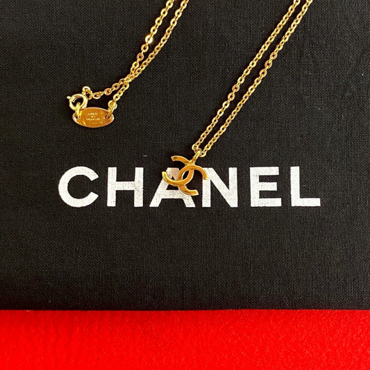 CHANEL Necklace Gold Plated gold