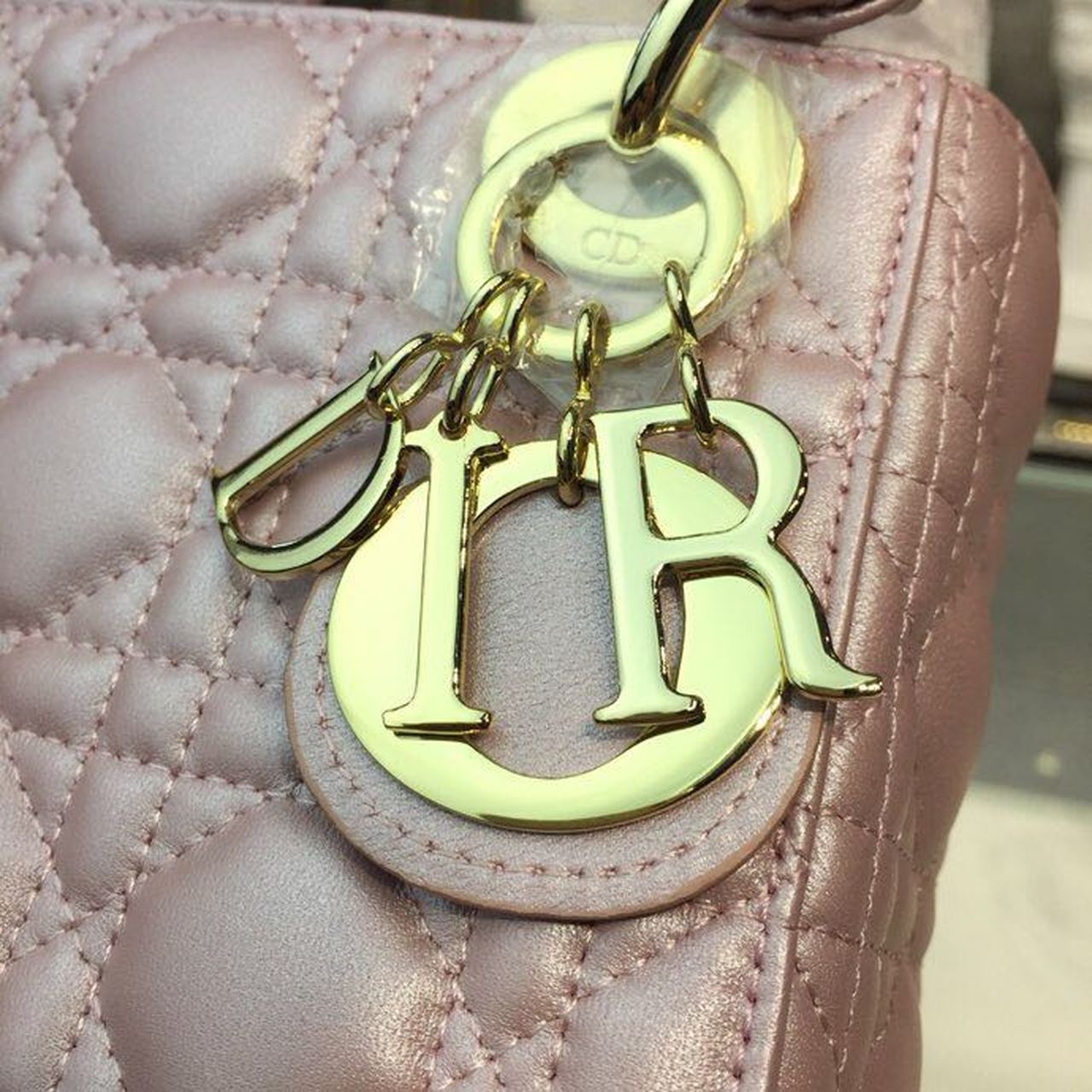 Top Quality Mini Lady Cannage Quilted Bag with Chain Gold Toned Hardware Pink For Women 6.5in/17cm CD