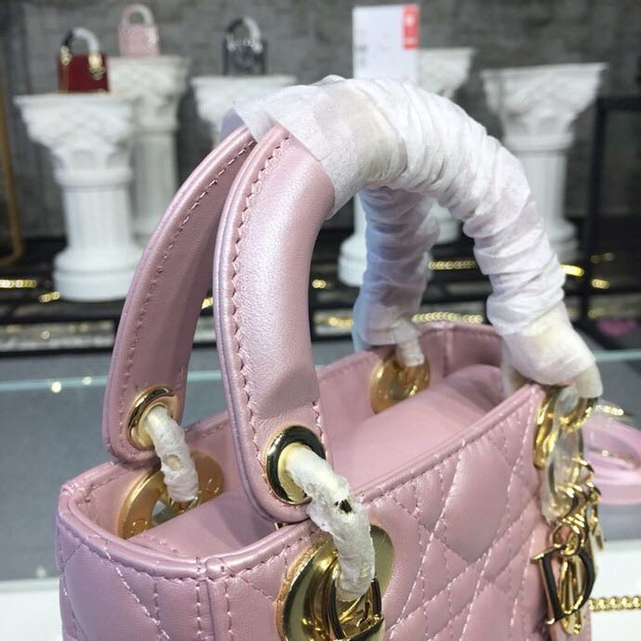 Top Quality Mini Lady Cannage Quilted Bag with Chain Gold Toned Hardware Pink For Women 6.5in/17cm CD