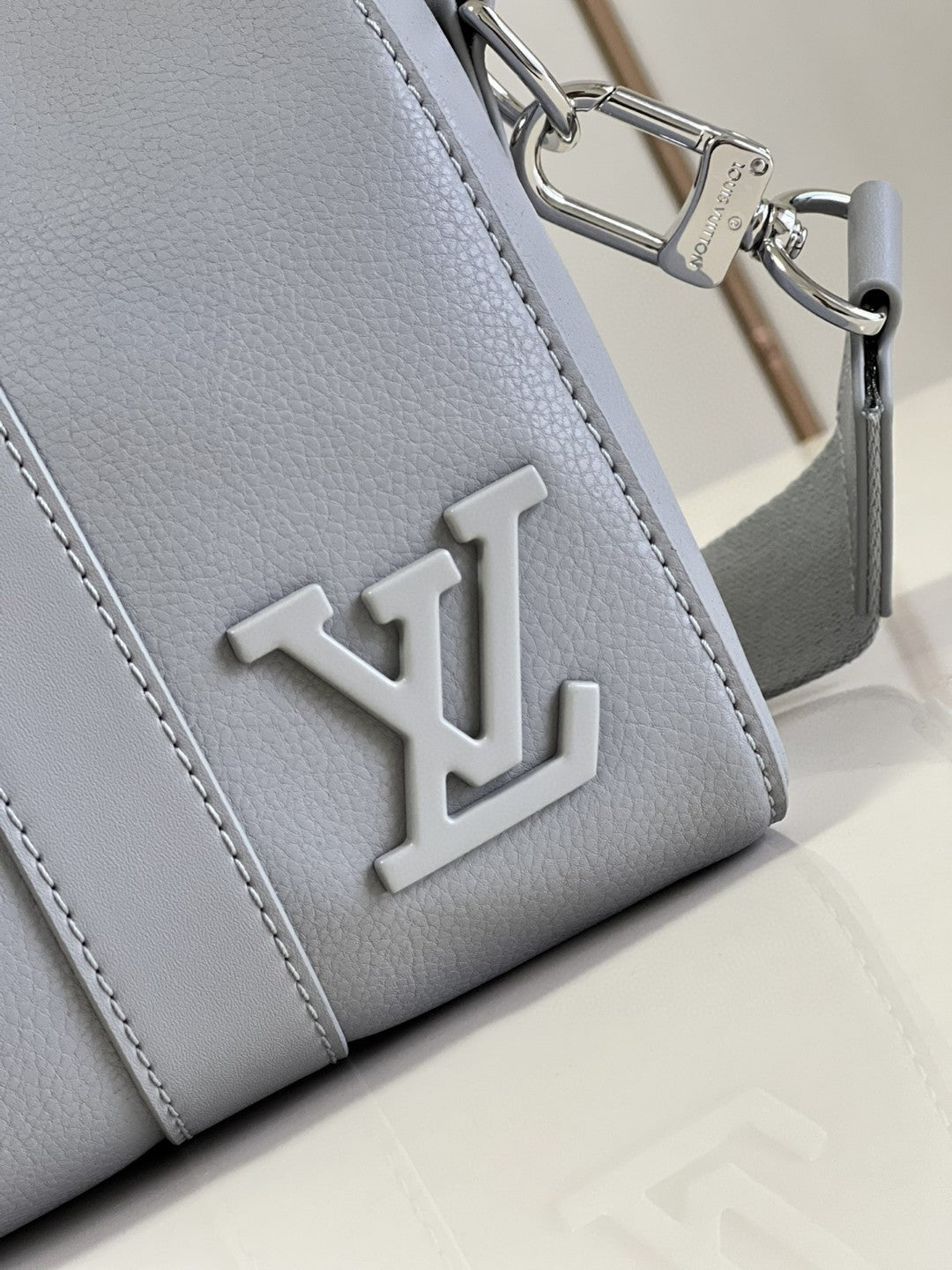 Top Quality City Keepall Grey Aerogram For Women, WoBags, Crossbody Bags 10.6in/27cm Top Quality M59328