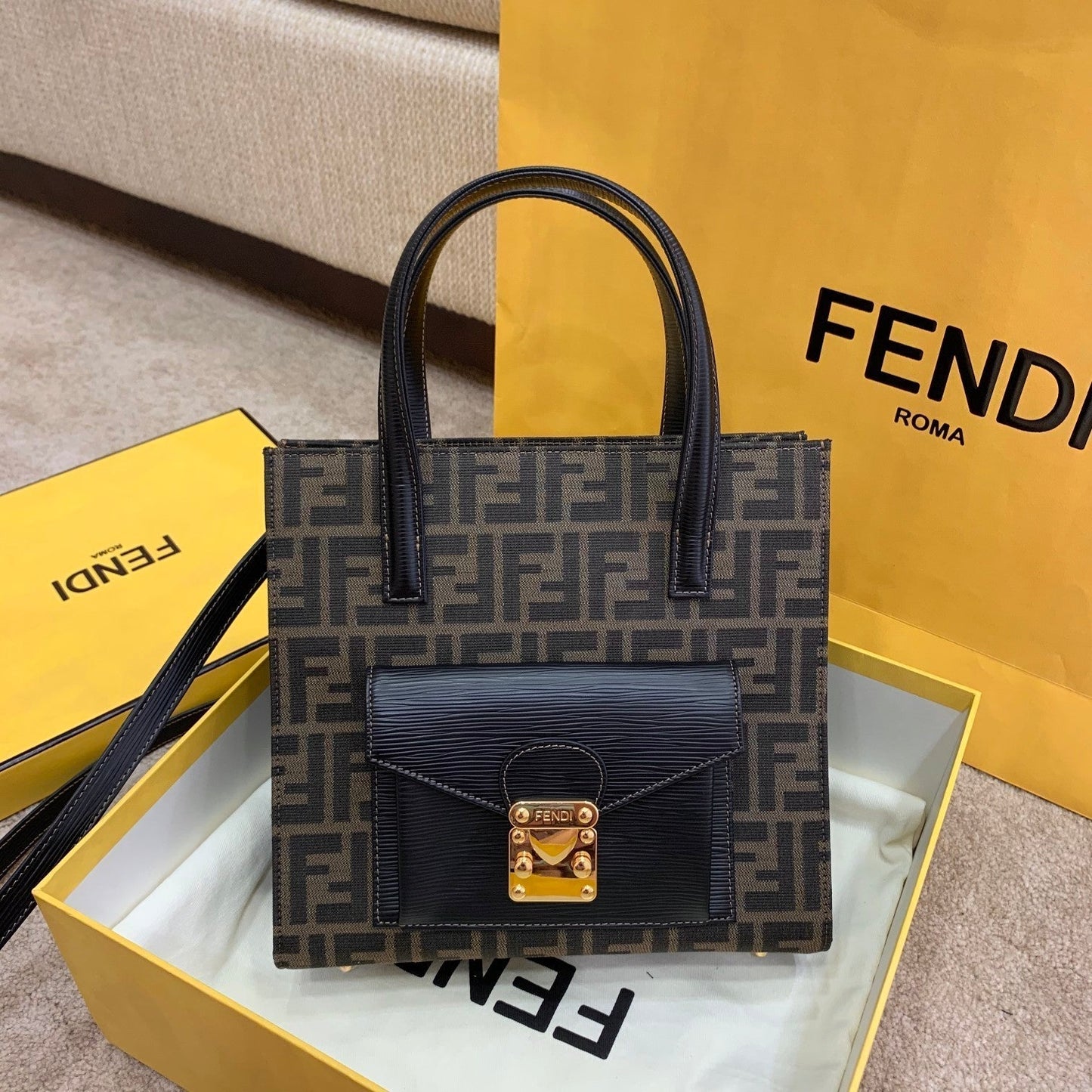 Top QualityTop Quality  Handle Bag 26cm Brown
