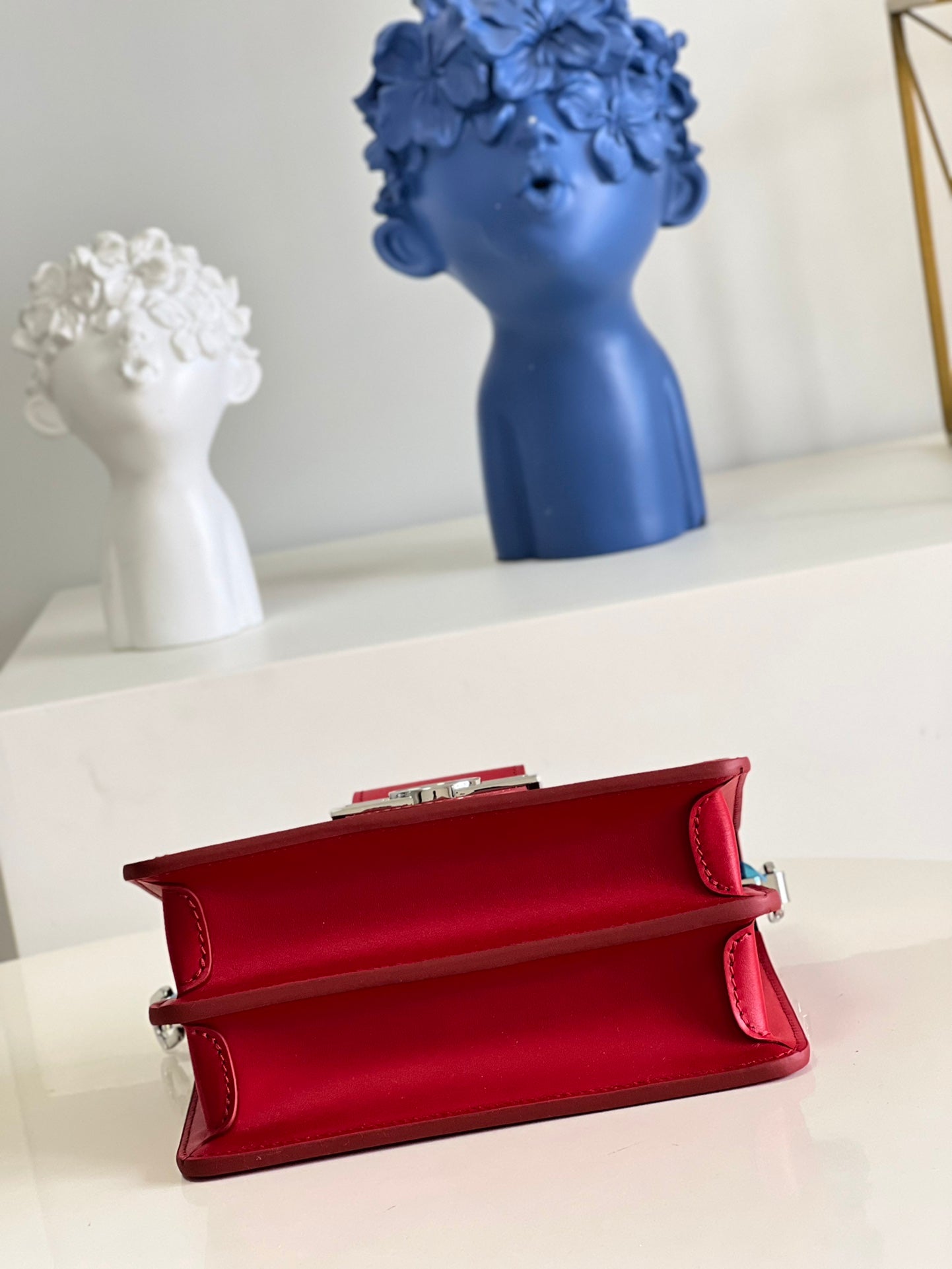 Top Quality Limited Dauphine MM Bags By Nicolas Ghesquière With Monogram Lace Red For Women 25cm Top Quality