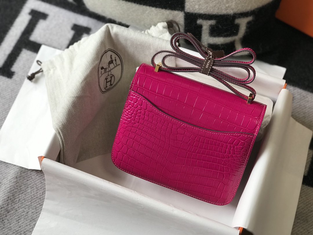 Top Quality Mini ConstanTop Quality Bag Pink For Women Gold Color Hardware 7.1in/18cm