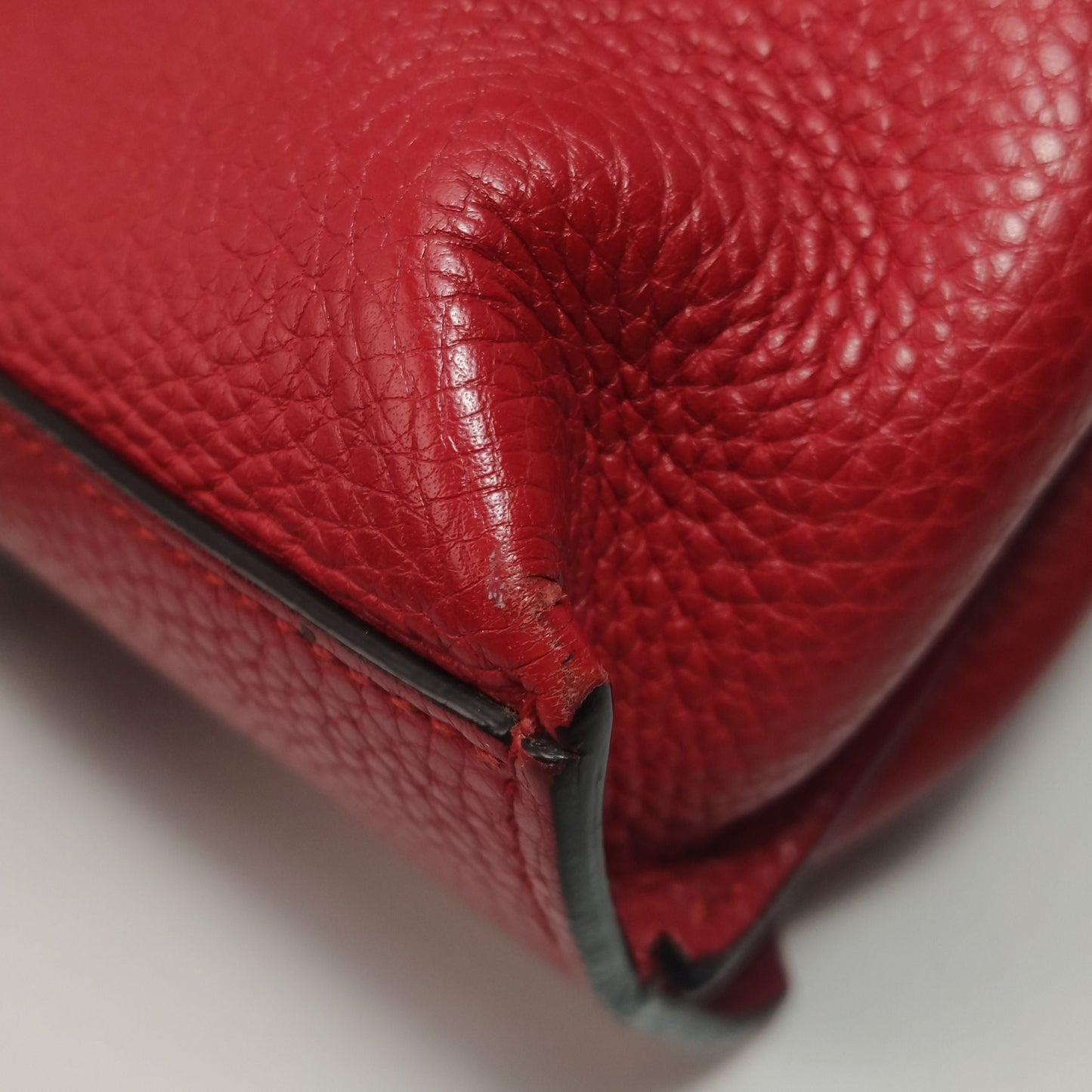 Gucci Daily Leather Bamboo Twist Lock Crossbody Bag