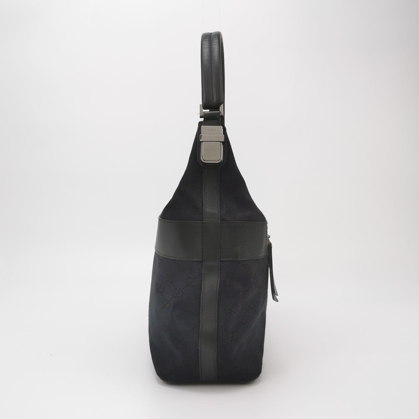 Gucci Leather Canvas Solid Pattern Logo Zipper   Shoulder Bag