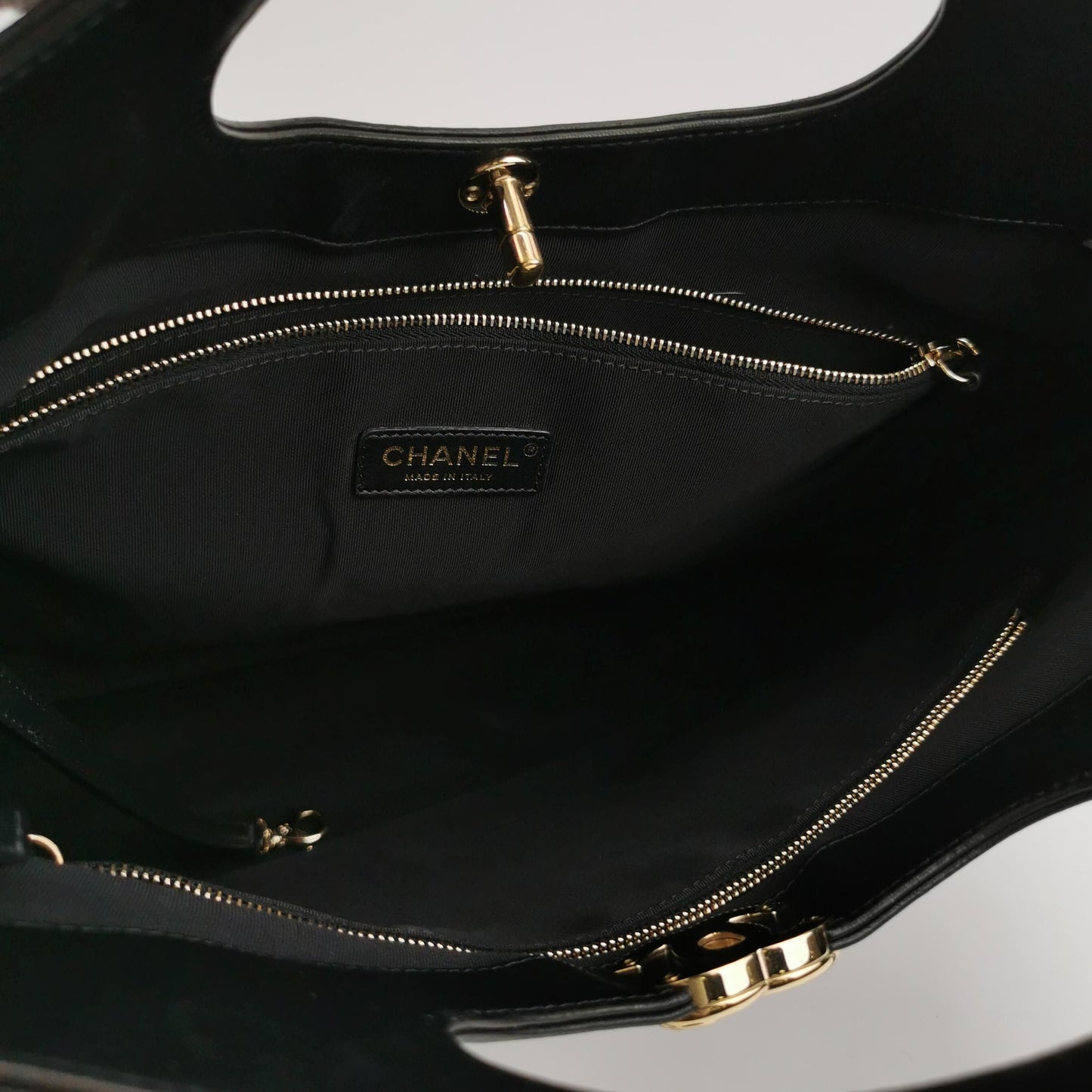 Chanel 31Bag Large Lambskin Solid Quilted Hollow Handle Shoulder Bag 250530781215448