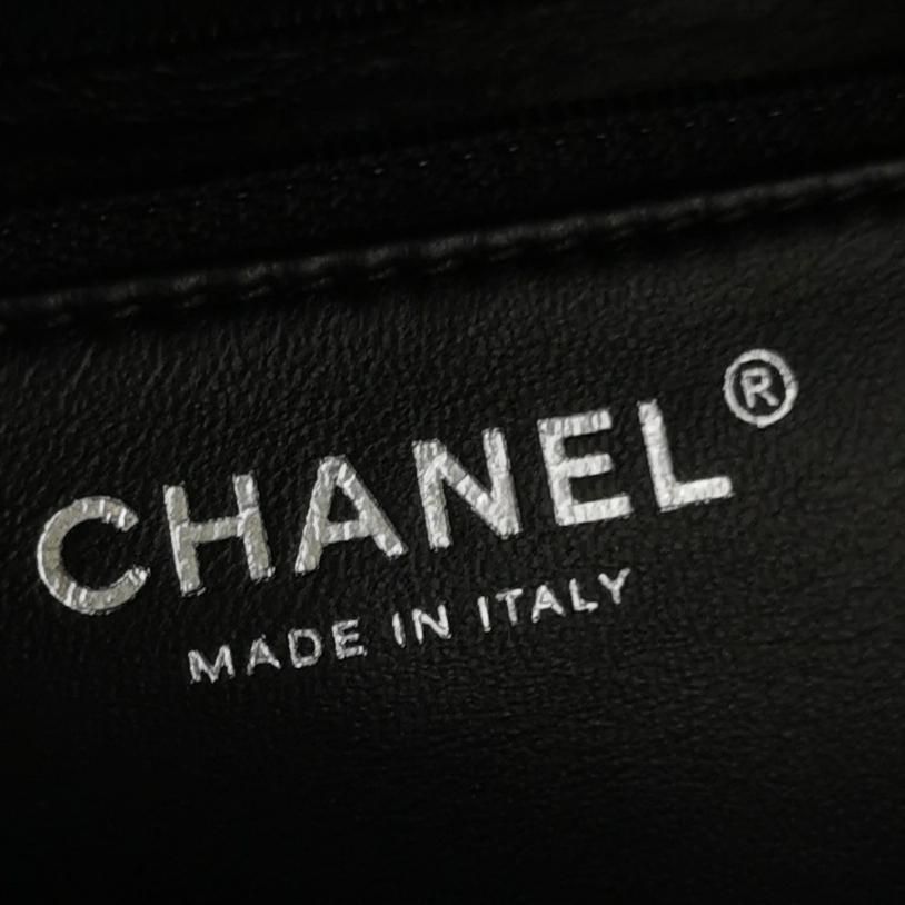 Chanel Trendy CC Leather Solid Double C Logo Shoulder Bag Crossbody Bag 250605781224205