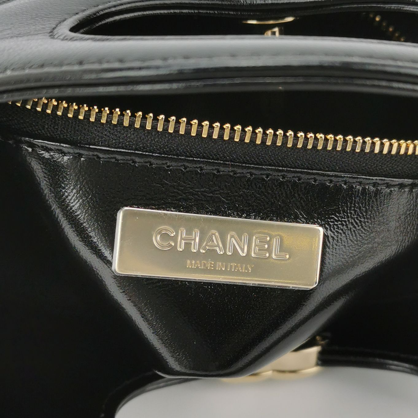 Chanel 31Bag Mini Quilted Calfskin Crossbody Bag 057852500264