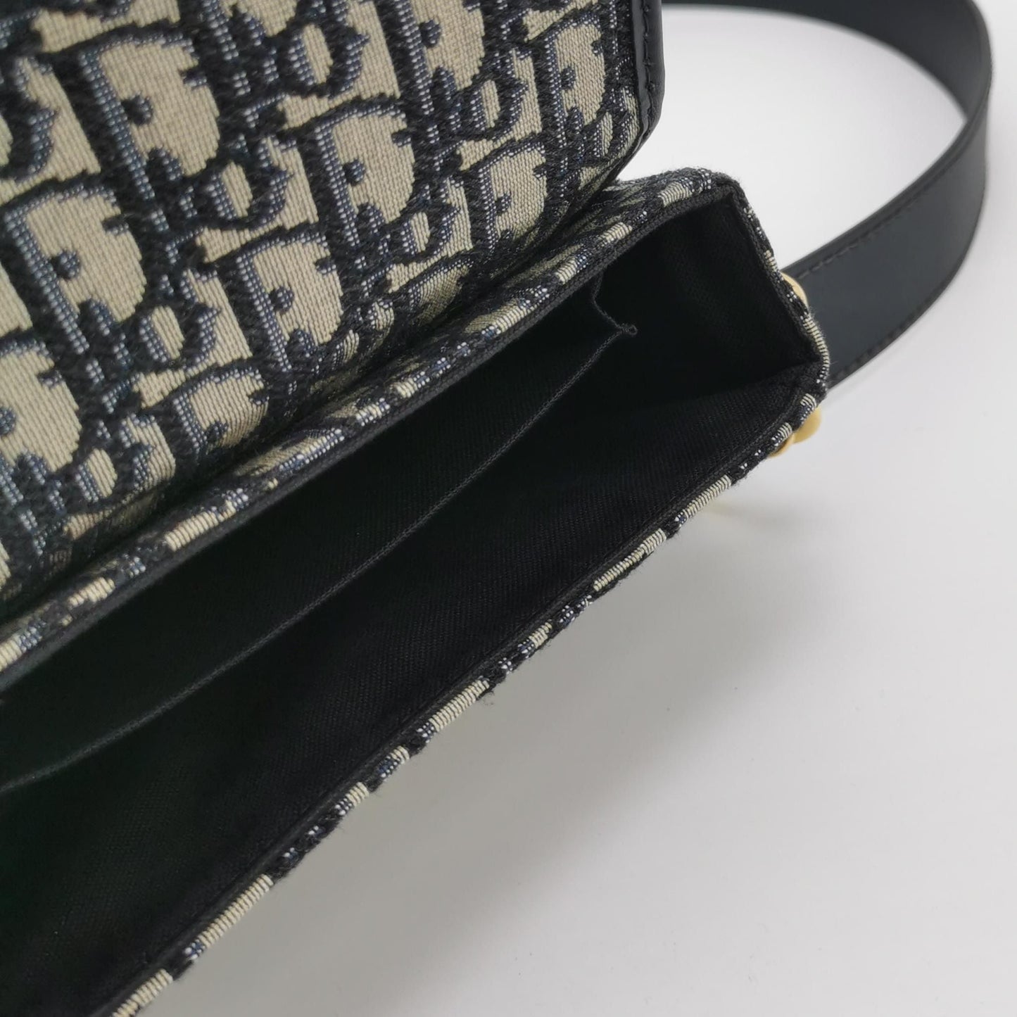 Dior 30Montaigne Mini Bag in Leather and Canvas with Oblique CD Logo 250516781195413