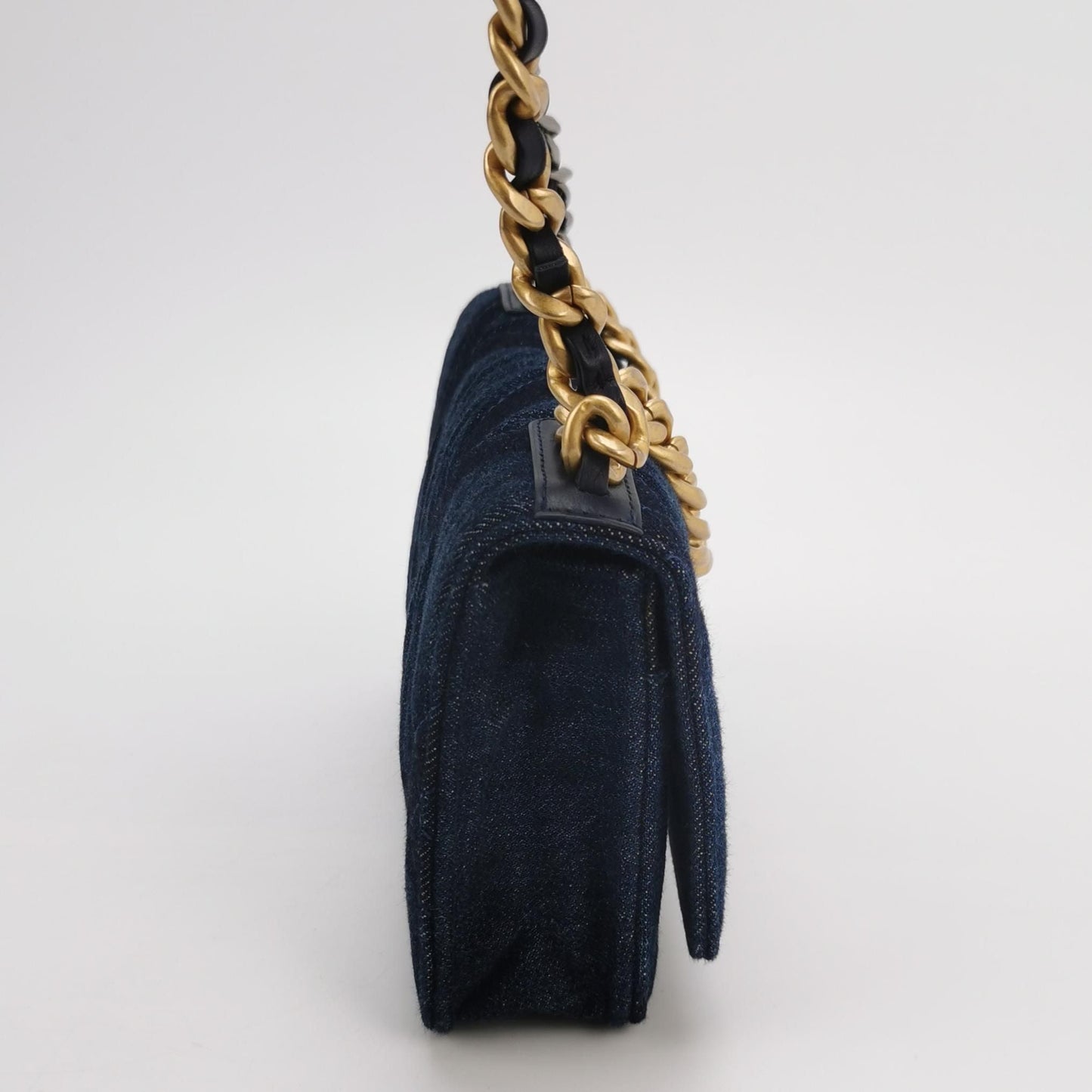 Chanel 19Bag WOC Crossbody Bag 250513781191089