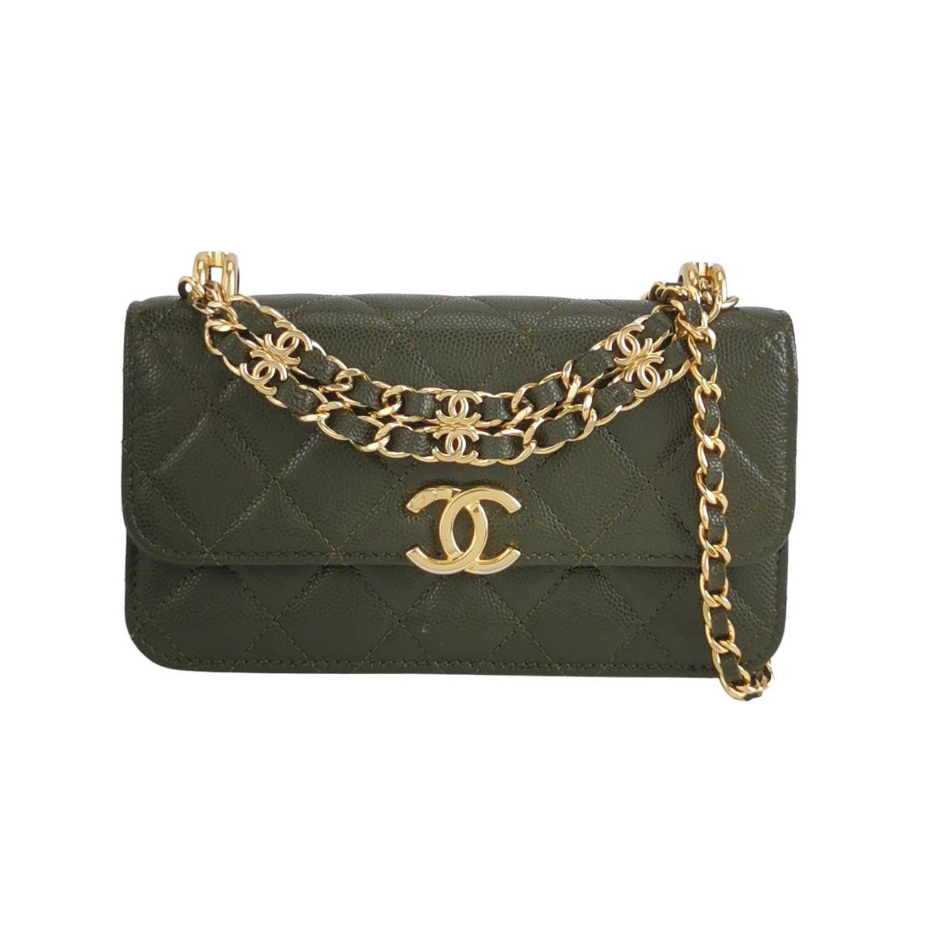 Chanel Quilted Double C Logo Crossbody Bag 250425781165565