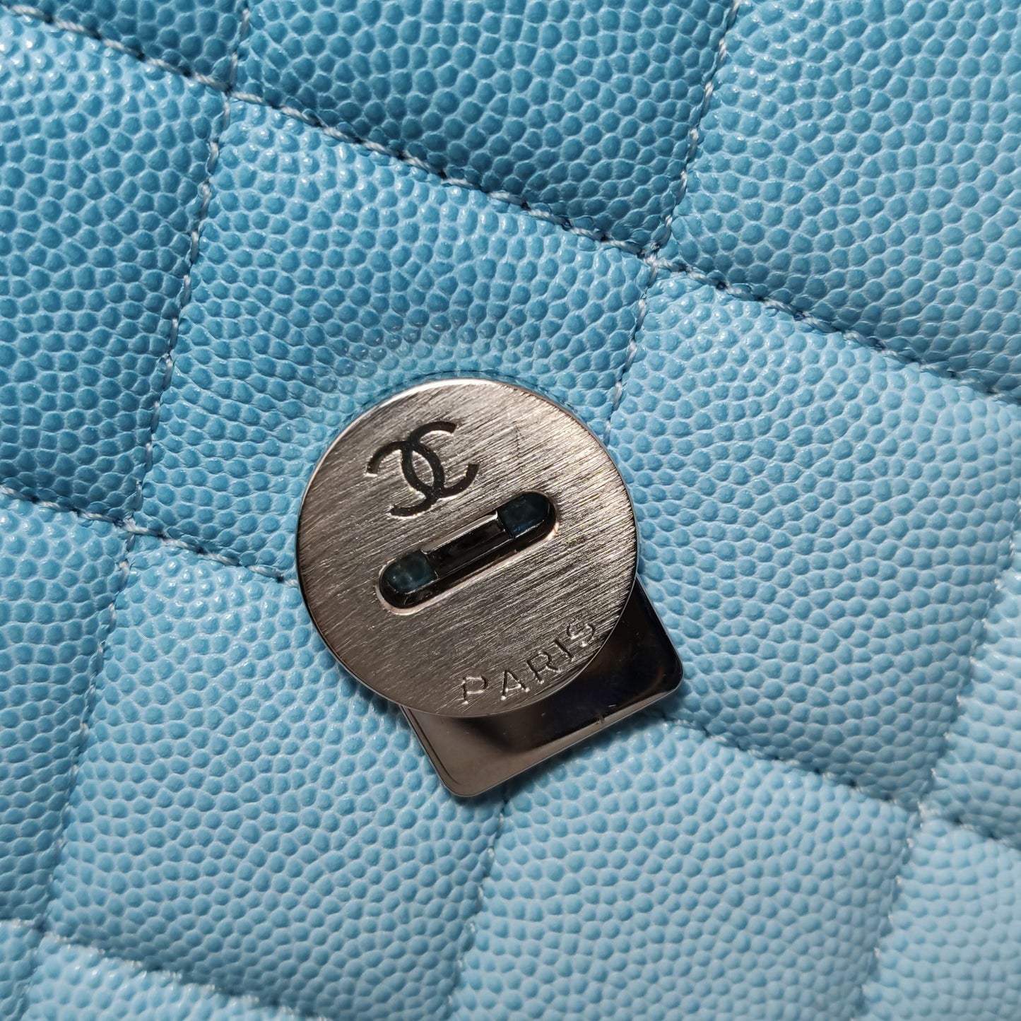 Chanel Quilted Double C Logo Flap Crossbody Bag 250423781161139