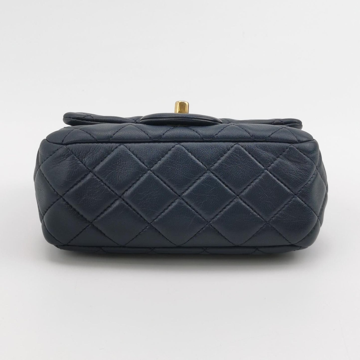 Chanel Classic Flap Seasonal Limited Edition Lambskin Gold Ball Double C Chain Crossbody Bag 250411781143680