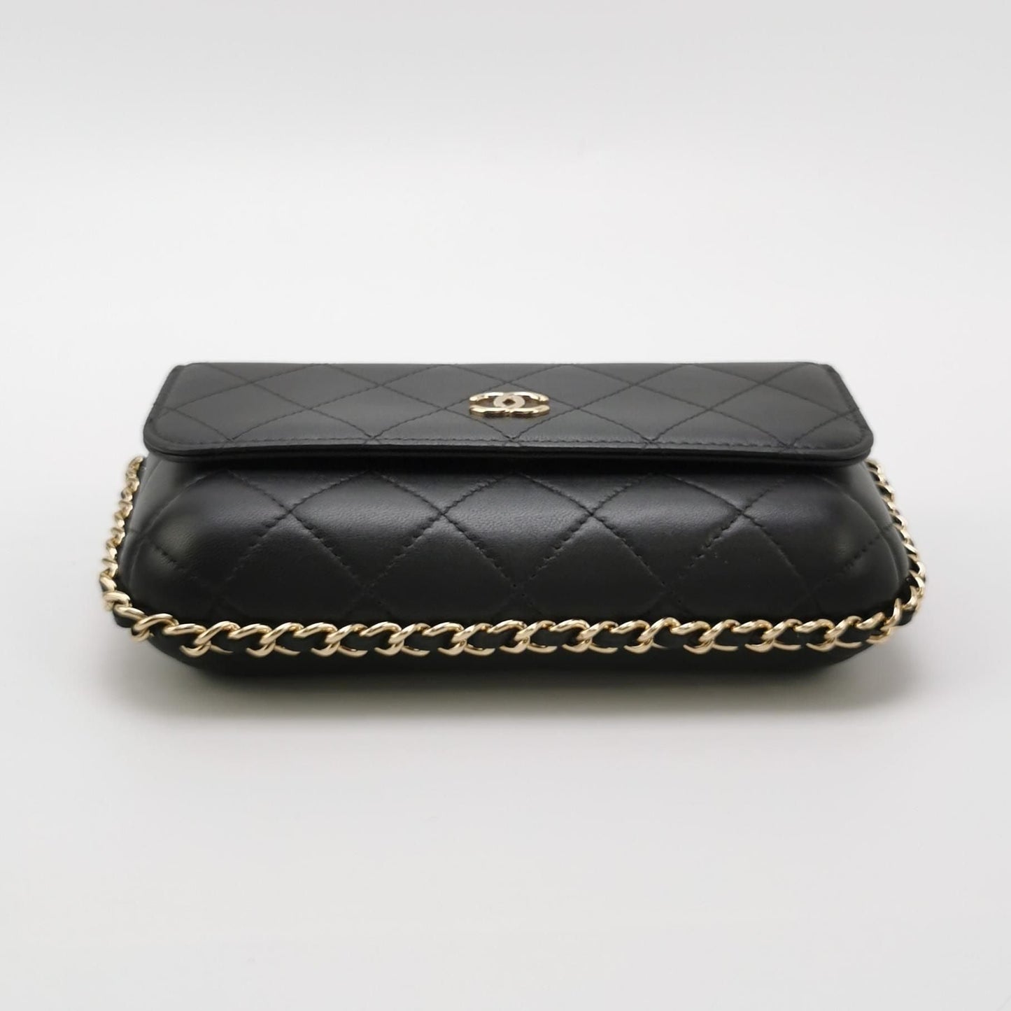 Chanel Flap Bag Lamb Leather Solid Quilted Double C Logo Crossbody Shoulder Bag 250607781226653
