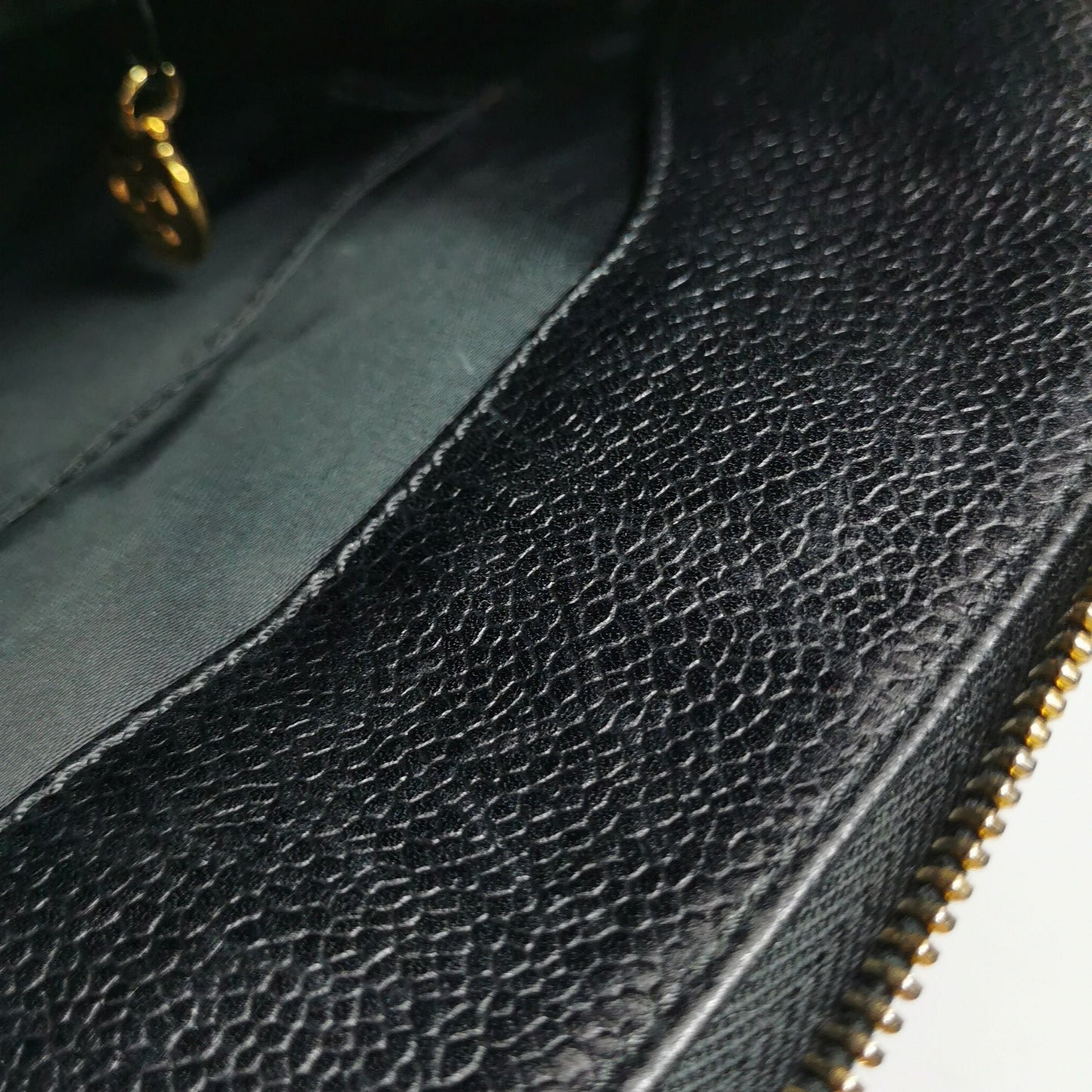Chanel Calfskin Solid Double C   Shoulder Bag 067850600082